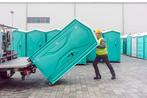 Best Porta potty delivery and setup  in Apalachicola, FL